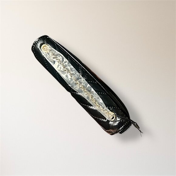 New Nicole Miller Black Quilted Crossbody Bag Chevron Gold Chain Cocktail Party - Picture 6 of 12